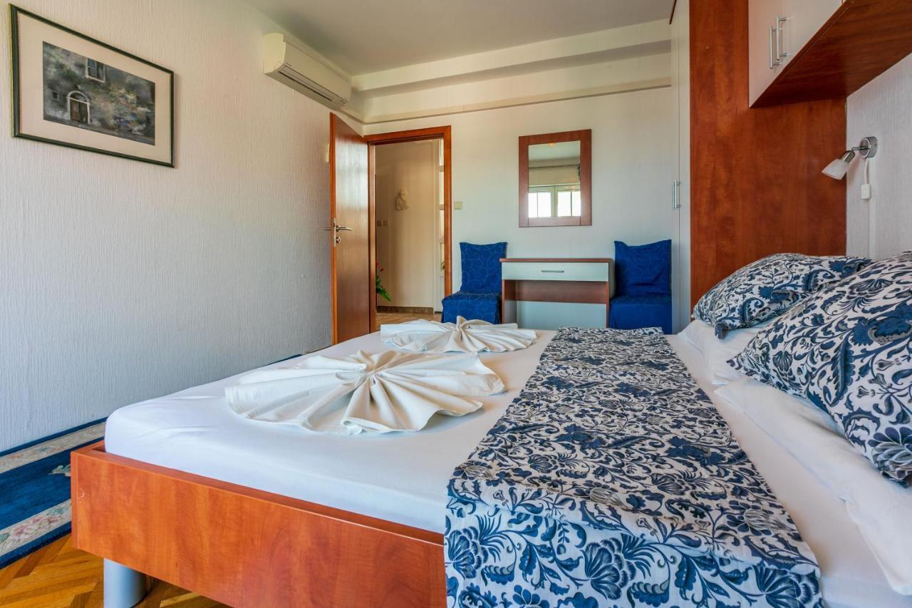 Apartments Vila Antula Banjol المظهر الخارجي الصورة