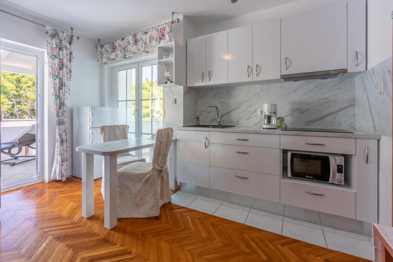 Apartments Vila Antula Banjol المظهر الخارجي الصورة