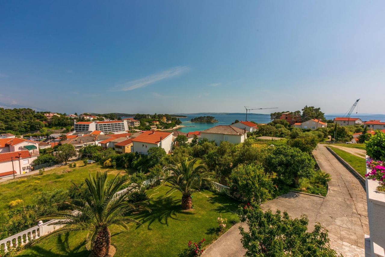 Apartments Vila Antula Banjol المظهر الخارجي الصورة