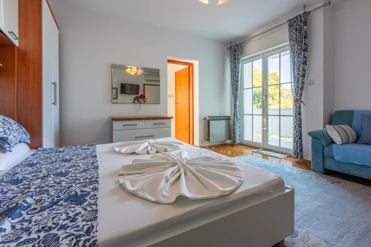 Apartments Vila Antula Banjol المظهر الخارجي الصورة