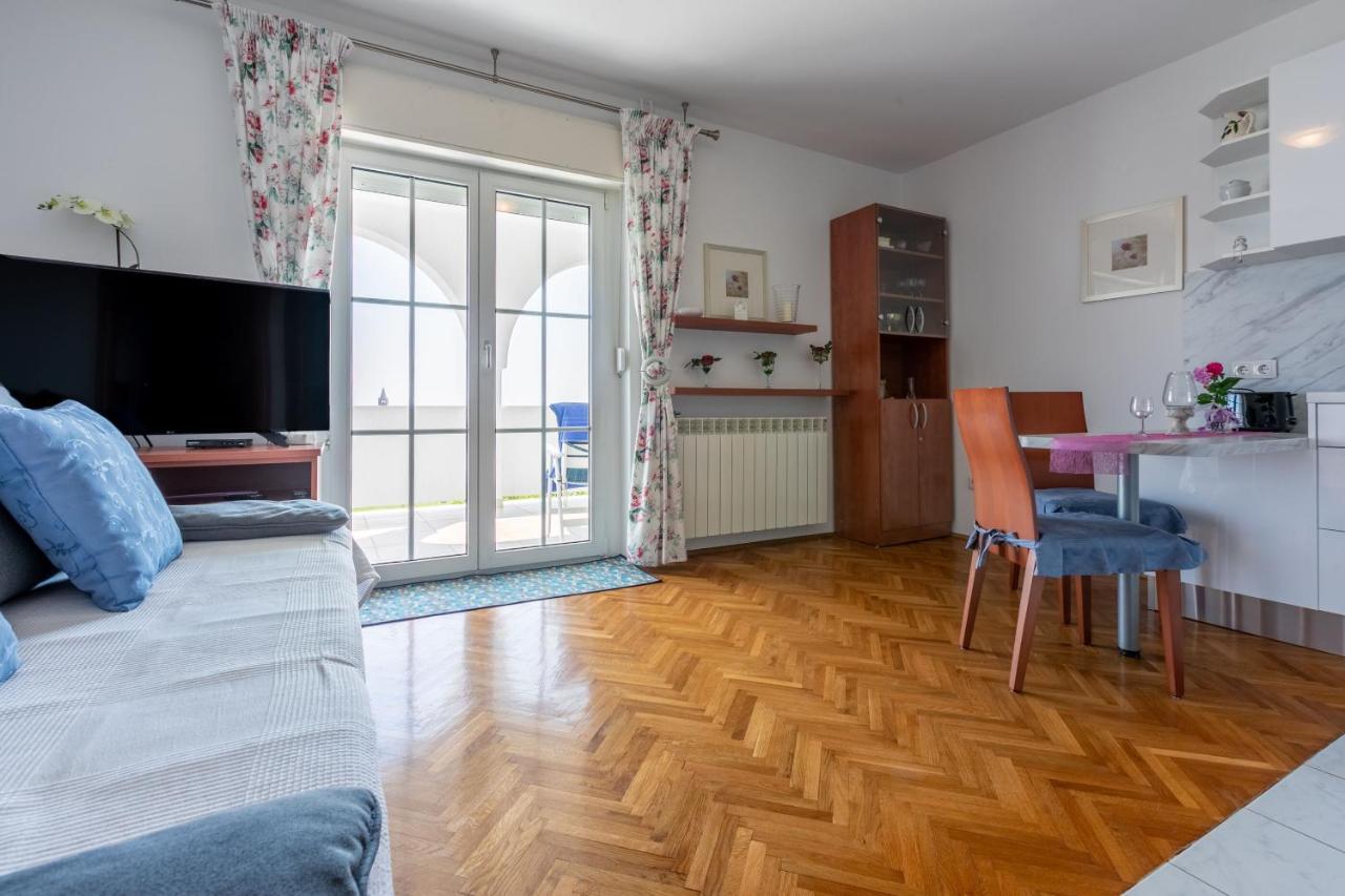 Apartments Vila Antula Banjol المظهر الخارجي الصورة