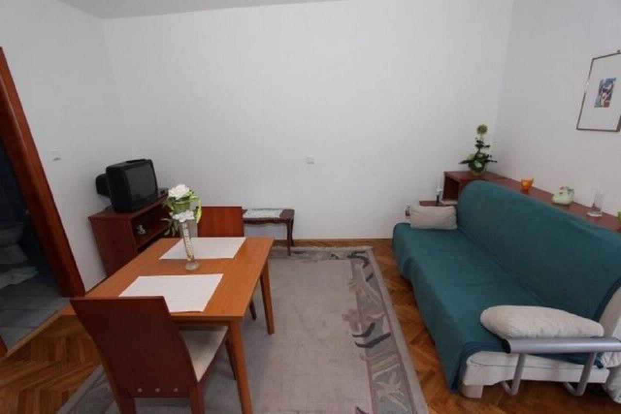Apartments Vila Antula Banjol المظهر الخارجي الصورة